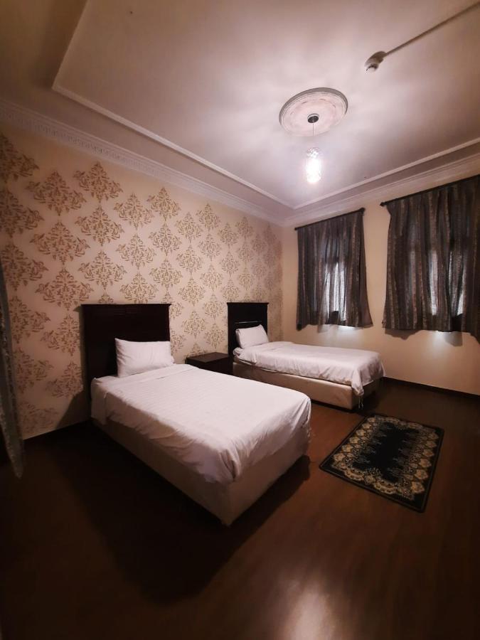 شقق العنوان للوحدات المخدومة Alanwaan Apartments For Serviced Units 达曼 外观 照片