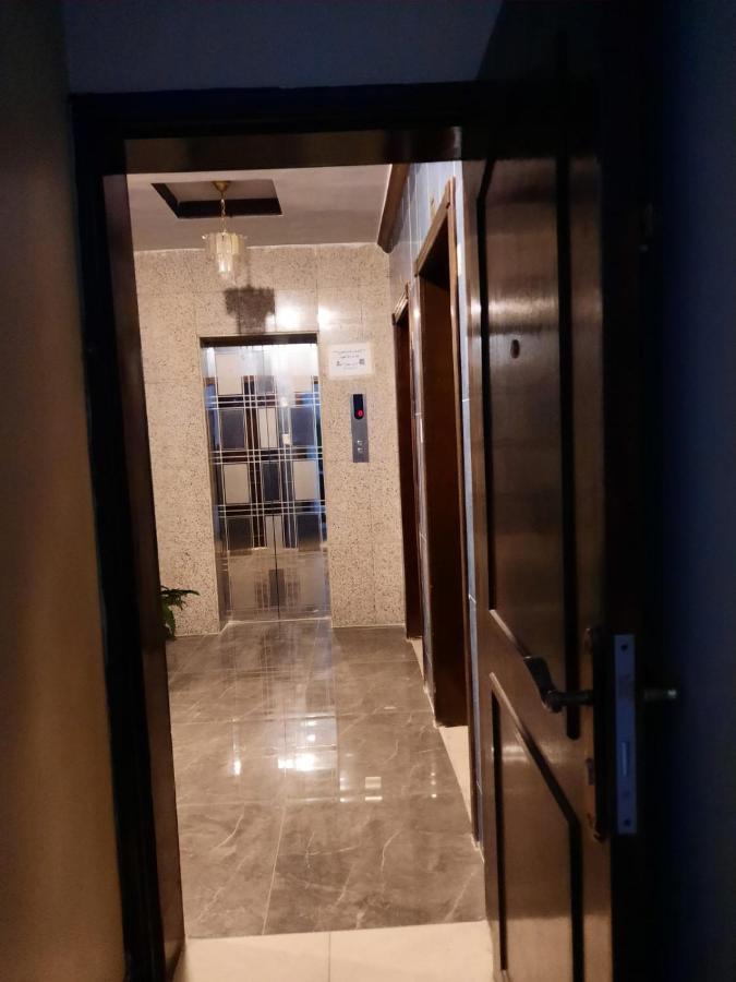 شقق العنوان للوحدات المخدومة Alanwaan Apartments For Serviced Units 达曼 外观 照片