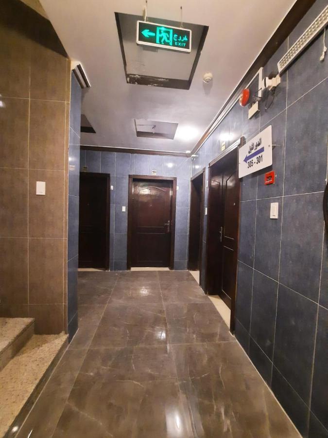 شقق العنوان للوحدات المخدومة Alanwaan Apartments For Serviced Units 达曼 外观 照片