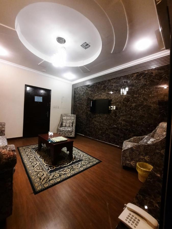 شقق العنوان للوحدات المخدومة Alanwaan Apartments For Serviced Units 达曼 外观 照片